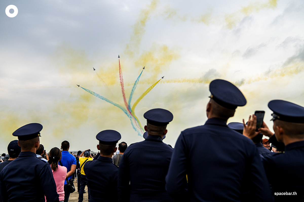 Airshow-Thai-Air-Force-J10-F35-Gripen-SPACEBAR-Photo01.jpg
