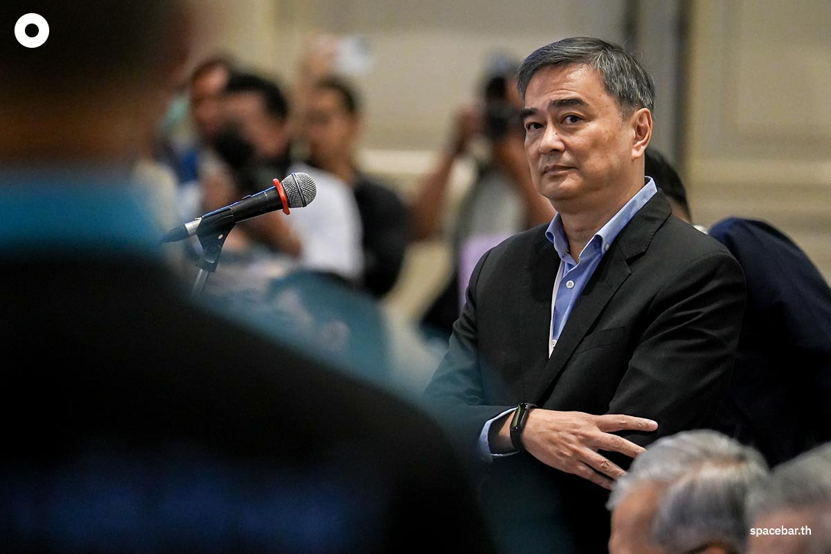 Chalermchai-Abhisit-talks-about-election-Democrat-Party-leader-SPACEBAR-Photo02.jpg