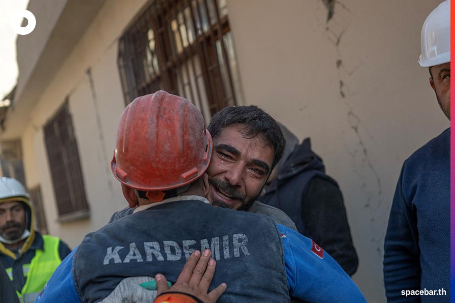 https://images.ctfassets.net/i3o8p9lzd06f/5fcU8P8p6VFRuFXdvJ93ro/b414eeeba61184818bbbb3c4079c7e7a/Earthquake-Turkey-Syria-7_8-magnitude-Kahramanmaras-hatay-jableh-SPACEBAR-Photo10