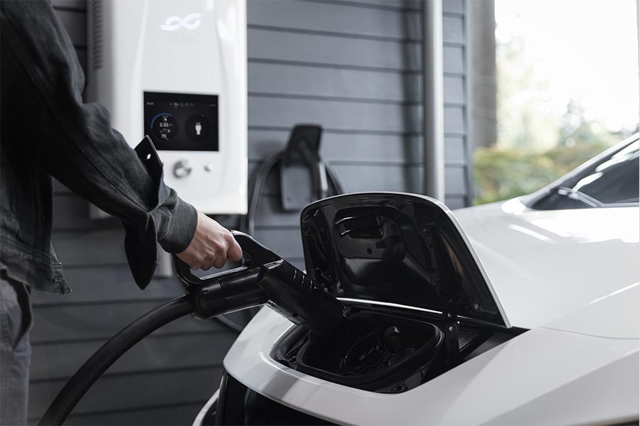 https://images.ctfassets.net/i3o8p9lzd06f/5BXEFUoGsMTVQGZpU1sMPz/d839fd3bff080eff858320863a6639b9/Engineers-knowledge-EV-car-charging-station-installation-risk-SPACEBAR-Photo01