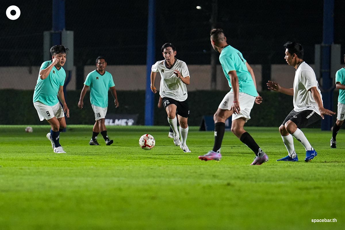 Friendly-Football-Shinawatra-Family-New-House-SPACEBAR-Photo08.jpg