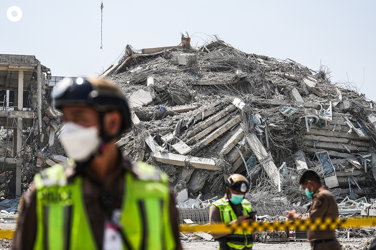 Photo-Story- Bangkok-building-collapse-2-SPACEBAR-Photo00.jpg