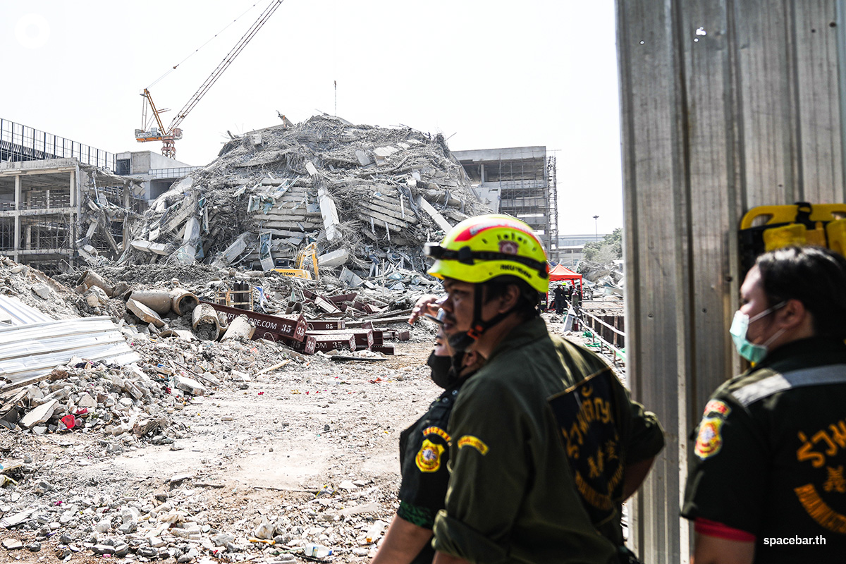 Photo-Story- Bangkok-building-collapse-2-SPACEBAR-Photo09.jpg