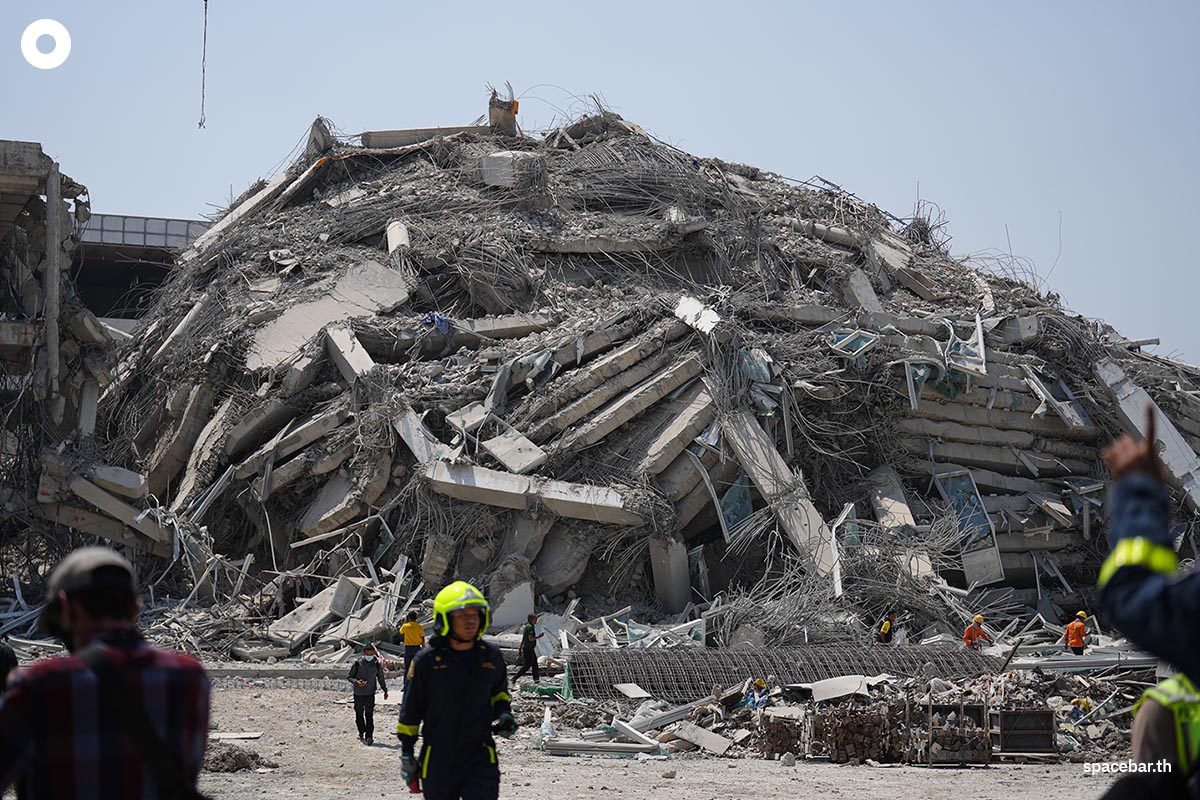 Photo-Story- Bangkok-building-collapse-SPACEBAR-Photo00.jpg