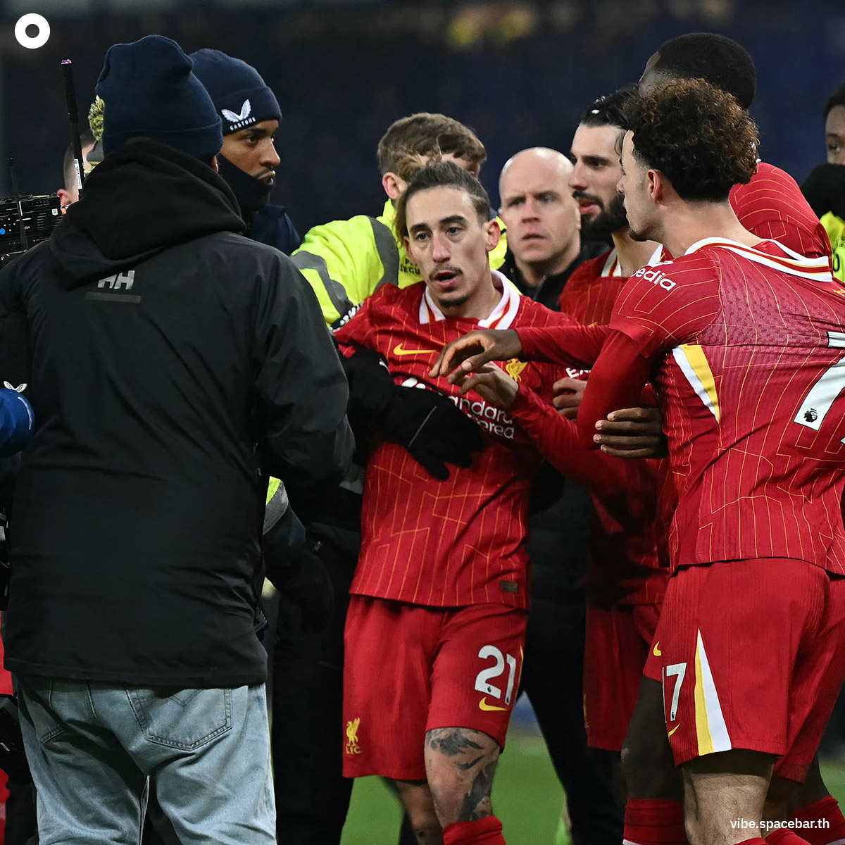 Photo-story-Merseyside-Derby-3-SPACEBAR-Photo_SQ04.jpg
