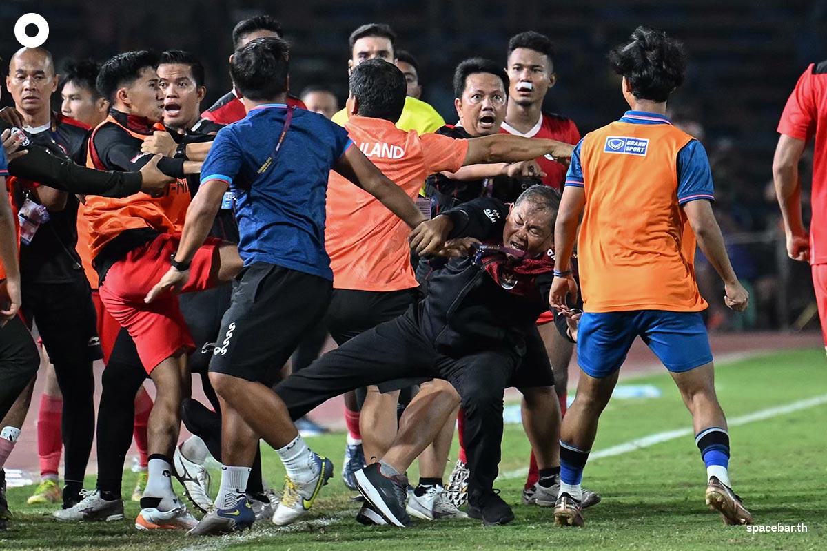 https://images.ctfassets.net/i3o8p9lzd06f/1cZI6rOnVKw9x1IoRvsQE2/0a45515fd56f825c8b9ee3f9325cfbf0/Photo-story-SEA-Games-football-final-match-SPACEBAR-Photo00