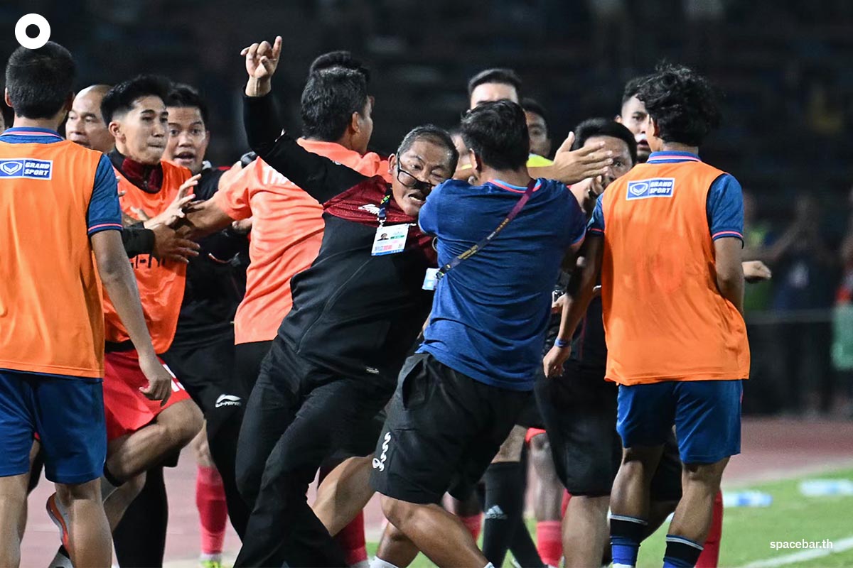 https://images.ctfassets.net/i3o8p9lzd06f/3W1L9lR73pIAxpAMiwTPJs/563dfbd6ded0639c21d8eda01b77c149/Photo-story-SEA-Games-football-final-match-SPACEBAR-Photo06