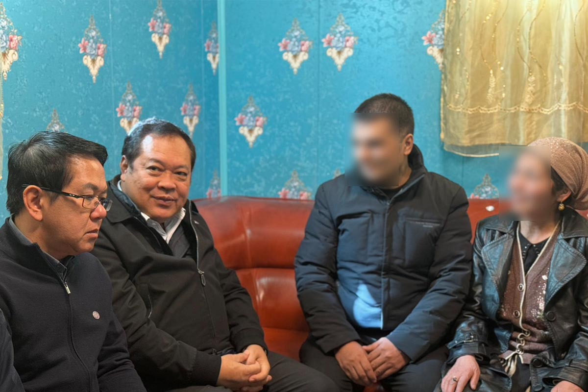 Phumtham-Tawee-visits-Uyghurs-day-two-SPACEBAR-Photo07.jpg