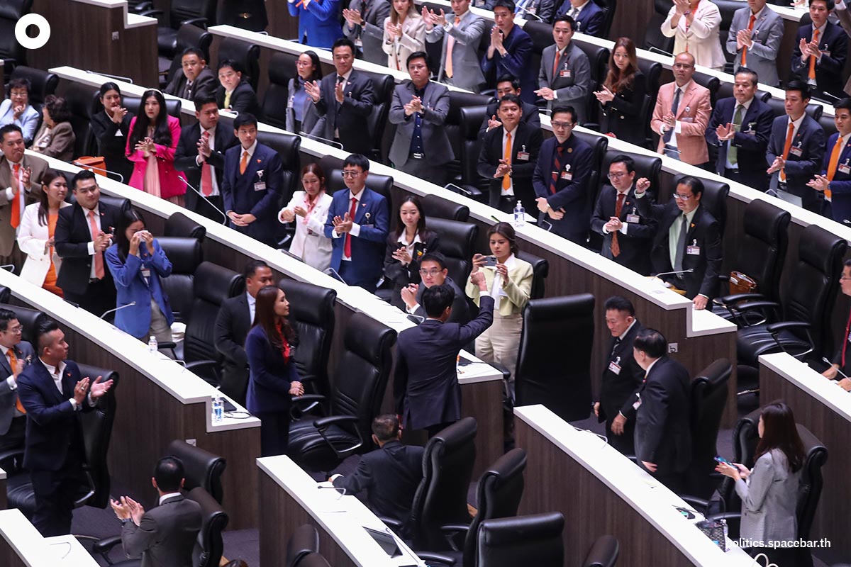 https://images.ctfassets.net/i3o8p9lzd06f/1G59dd7plkG6qTCGX9exlw/5b19cc667c27bdd6c739e2582055bd66/Pita-Constitutional-Court-Member-of-Parliament-Action-Move-Forward-Party-SPACEBAR-Photo01