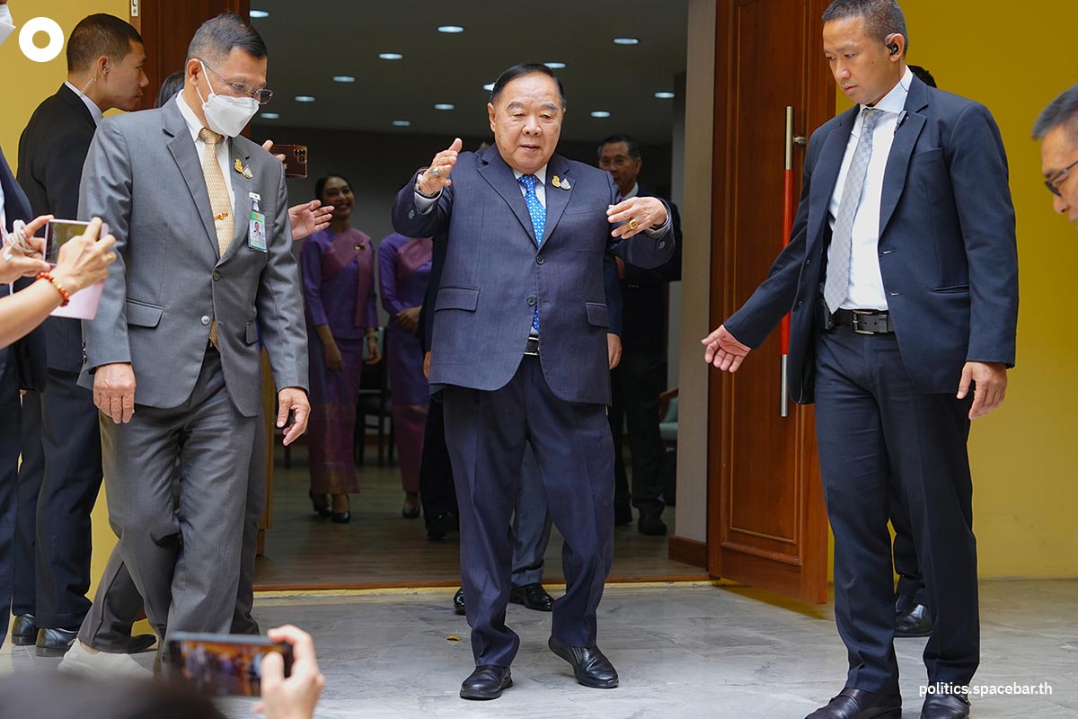 https://images.ctfassets.net/i3o8p9lzd06f/6VIdZ2QxaXuS4Y3AoNZJb3/0c24c54951405e389c75fd063a144eef/Prawit-Partylist-PPRP-Resing-SPACEBAR-Photo00