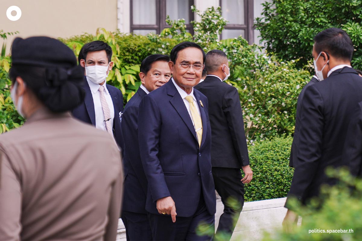 https://images.ctfassets.net/i3o8p9lzd06f/72NTjKvL5Fn9cjqE7NKKpn/6bdebc2882a42f76b2e6c4fd5e82e047/Prayut-Lastday-Government-House-SPACEBAR-Photo04