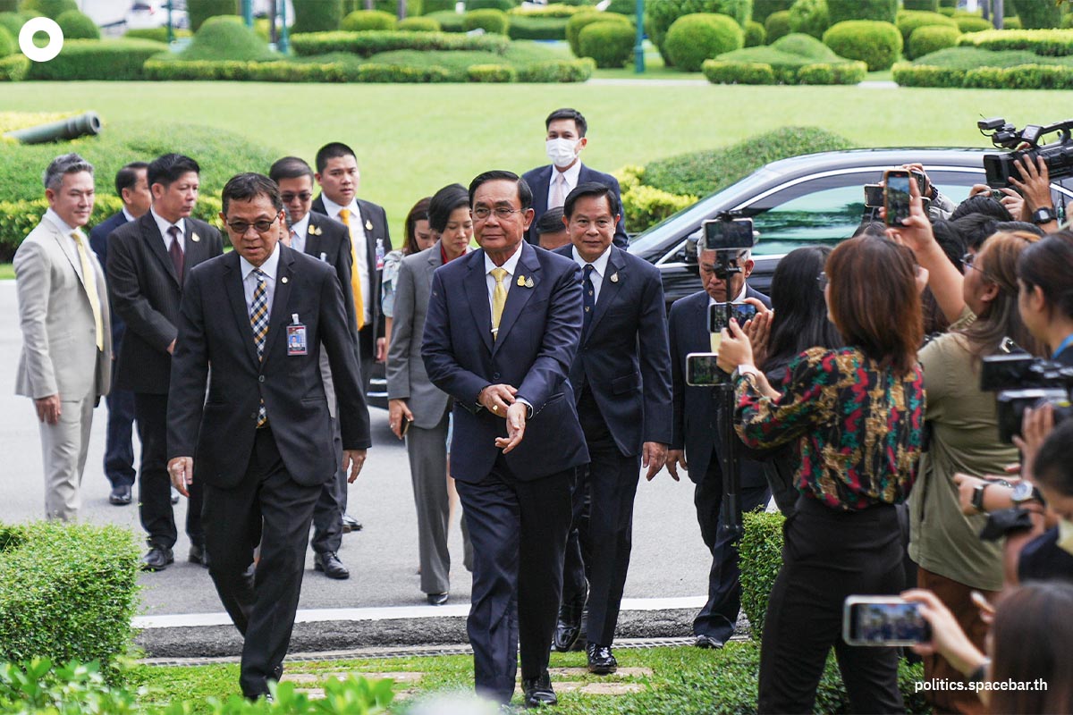 https://images.ctfassets.net/i3o8p9lzd06f/51VNqlDiBJC2iyIVulcstY/79f8fd40f79069f88db9c3085aafae58/Prayut-Lastday-Government-House-SPACEBAR-Photo05