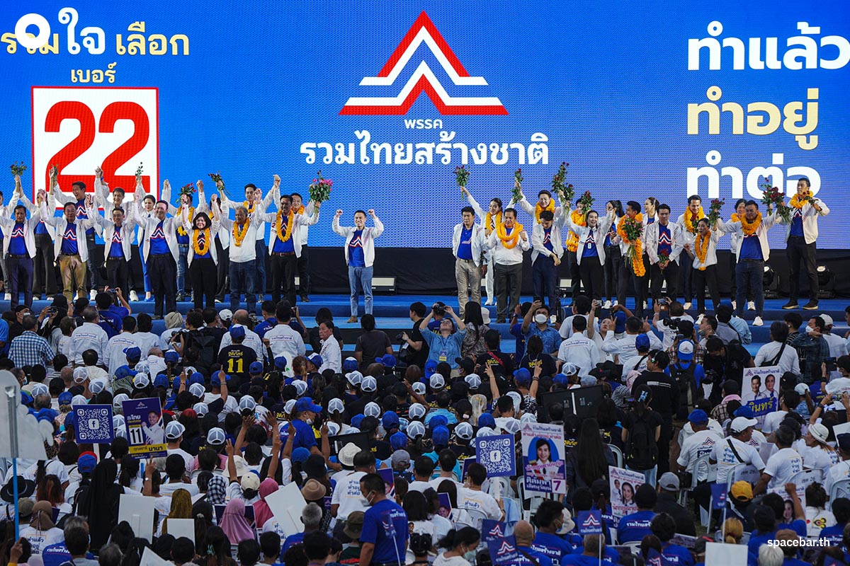 https://images.ctfassets.net/i3o8p9lzd06f/2nuD2m8JKGOg1GJqrkXNs9/e0da91c4f7e2619e220c798ddfac00af/Prayut-United-Thai-Nation-Party-Speak-BKK-Election-SPACEBAR-Photo07