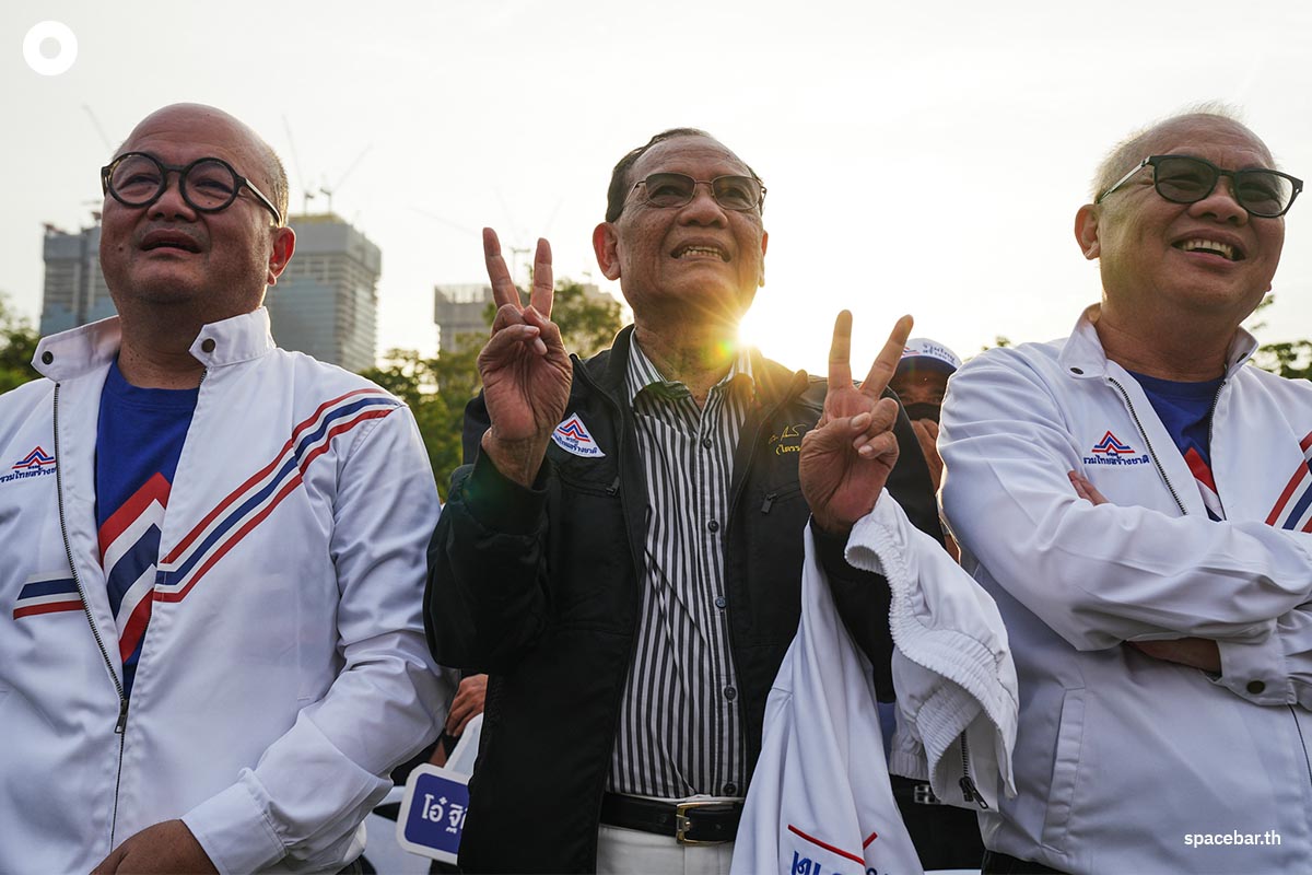 https://images.ctfassets.net/i3o8p9lzd06f/4GtfcSTSovssAOMJhYyARA/2453182087326ad4c68376708cf1d490/Prayut-United-Thai-Nation-Party-Speak-BKK-Election-SPACEBAR-Photo14