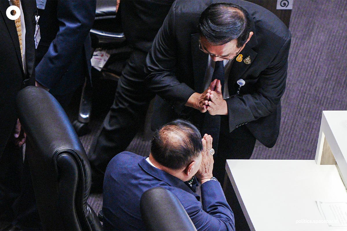https://images.ctfassets.net/i3o8p9lzd06f/27vWKVoLNSAhVEdxTBmTN/d18fbc7fb2ca602d1b236126fdd7ef2e/President-of-Parliament-Prawit-Prestige-Pay-Respect-SPACEBAR-Photo01