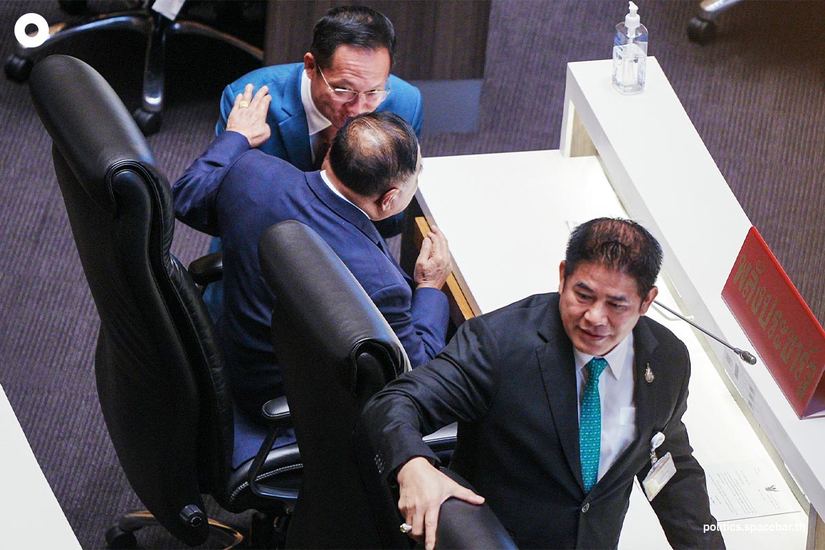 https://images.ctfassets.net/i3o8p9lzd06f/5cwtzhA2Wmcigjfu19Bipx/e4fafe19b68c880b94ac5c5fbdd3324e/President-of-Parliament-Prawit-Prestige-Pay-Respect-SPACEBAR-Photo07