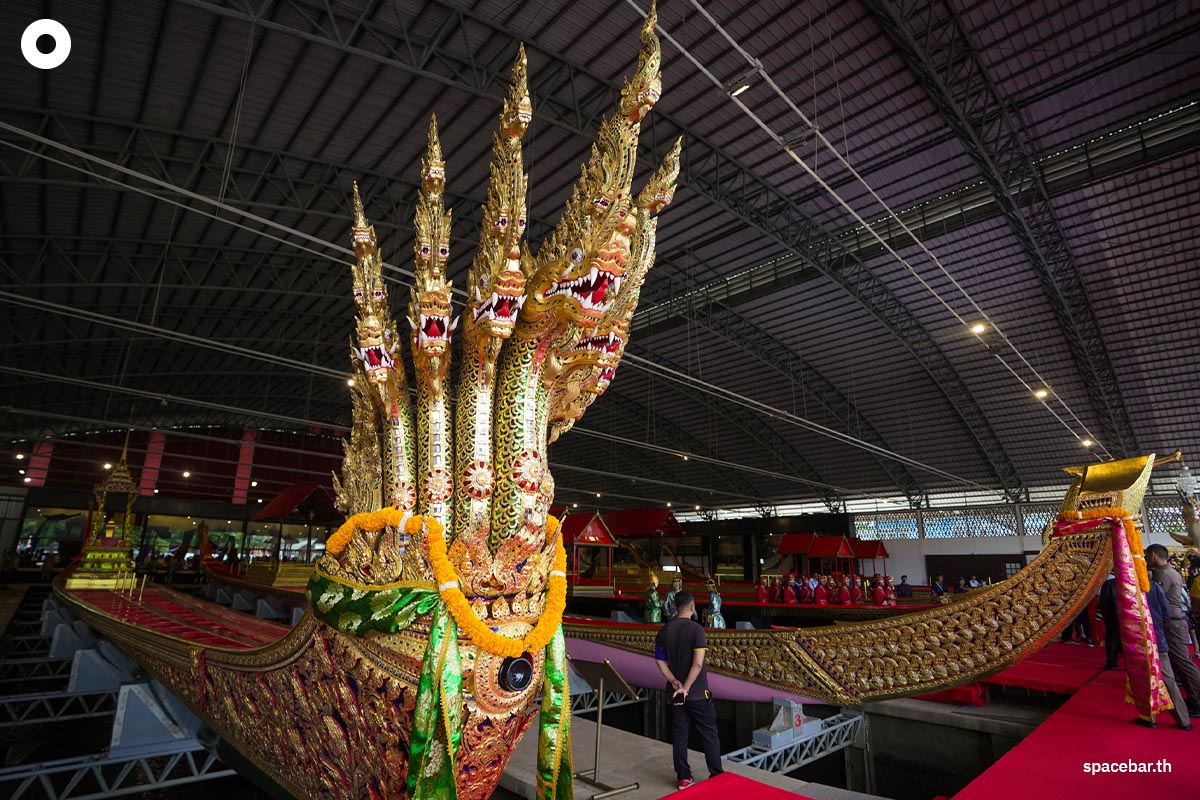 Royal-Thai-Navy-The-Royal-Barge-Procession-SPACEBAR-Photo04.jpg