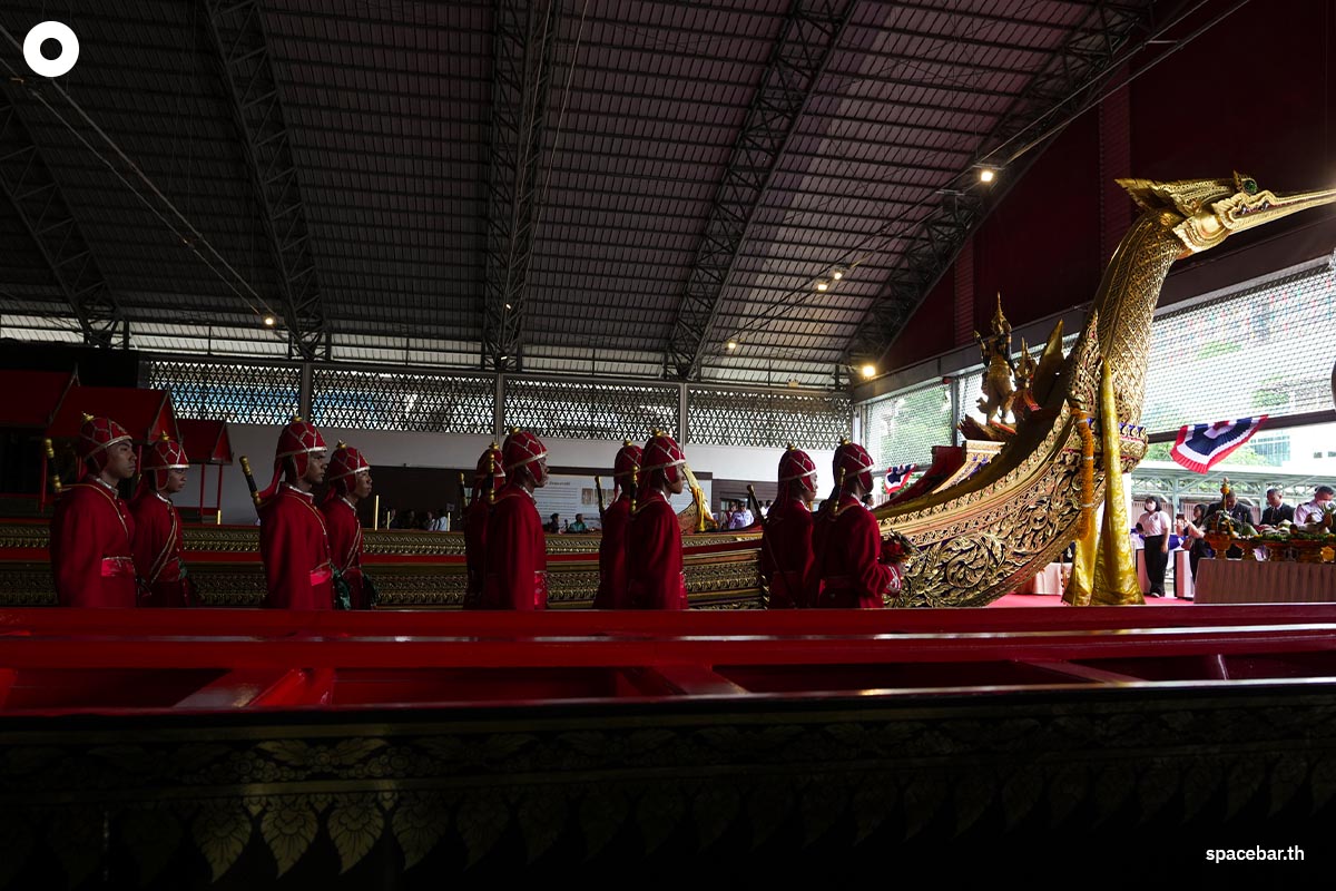 Royal-Thai-Navy-The-Royal-Barge-Procession-SPACEBAR-Photo07.jpg