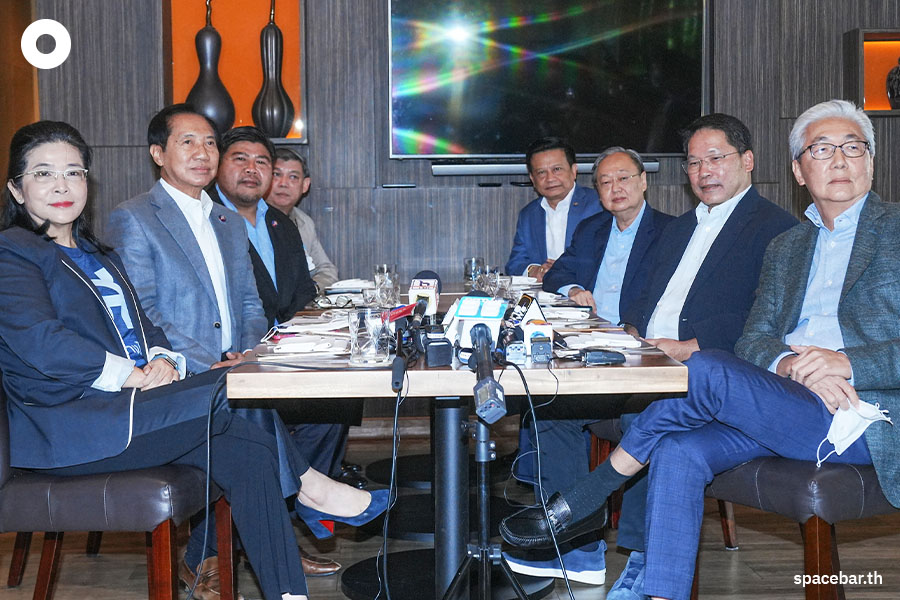 https://images.ctfassets.net/i3o8p9lzd06f/34qQcPpETQMBQpxcc0B4Ts/7c43b48c99848780fcec5fbb1ccb80e6/SangThai-Party-Deal-Clan-Somkid-Sudarat-SPACEBAR-Photo07
