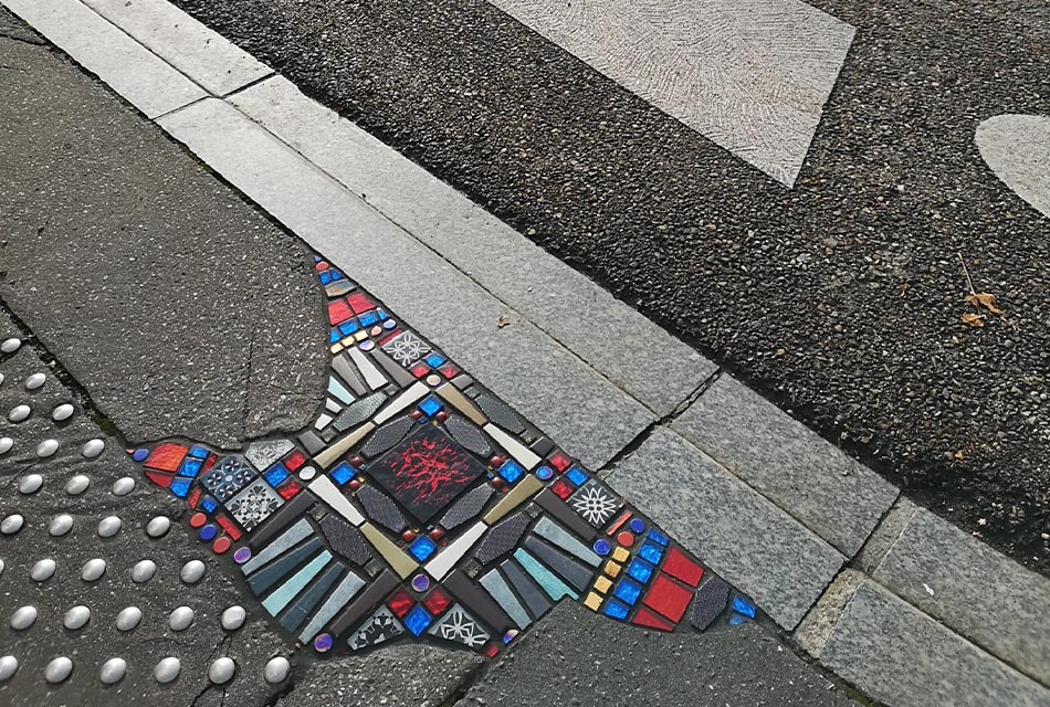 Sidewalk-mosaic-flacking-artist-SPACEBAR-Thumbnail