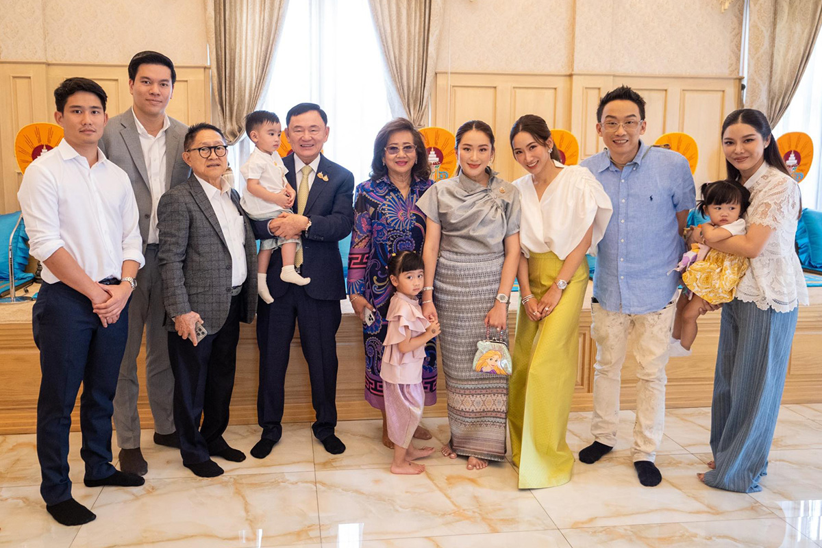 Thaksin-HBD-Ing-Government-SPACEBAR-Photo02.jpg