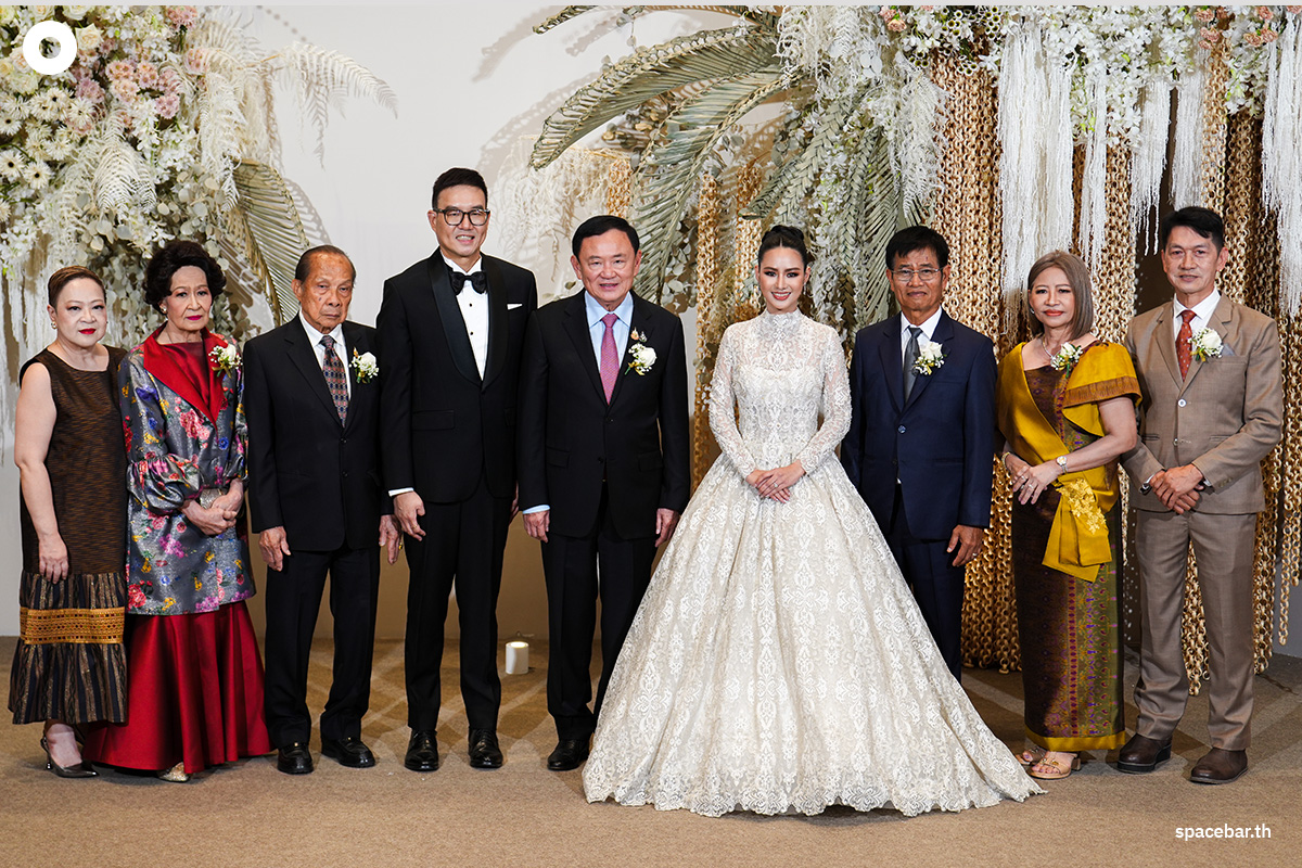 Thaksin-and-Pita-at-the-wedding-SPACEBAR-Photo10.jpg