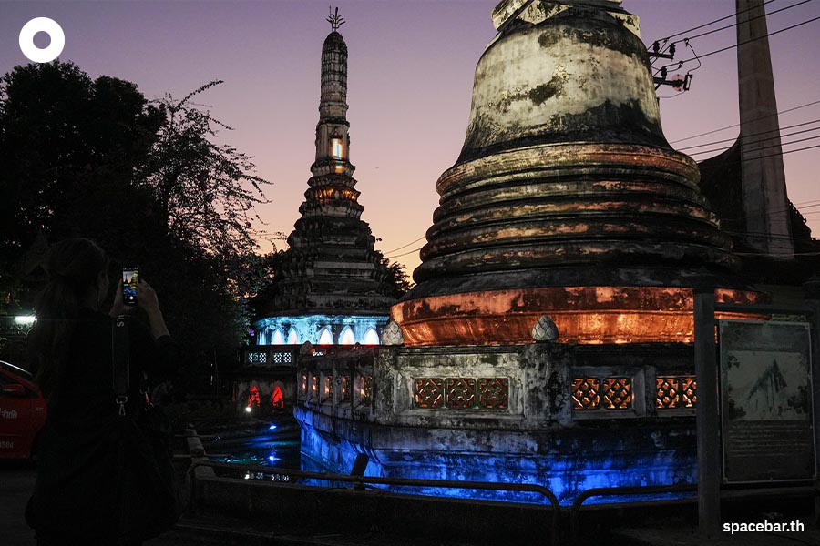 https://images.ctfassets.net/i3o8p9lzd06f/4J9zJyH5SW8Oh9Z5jfNOKE/8cbe1232758d1a1148f34ddcc5dba2db/Unfolding-Bangkok-Hidden-Temple--SPACEBAR-Photo09
