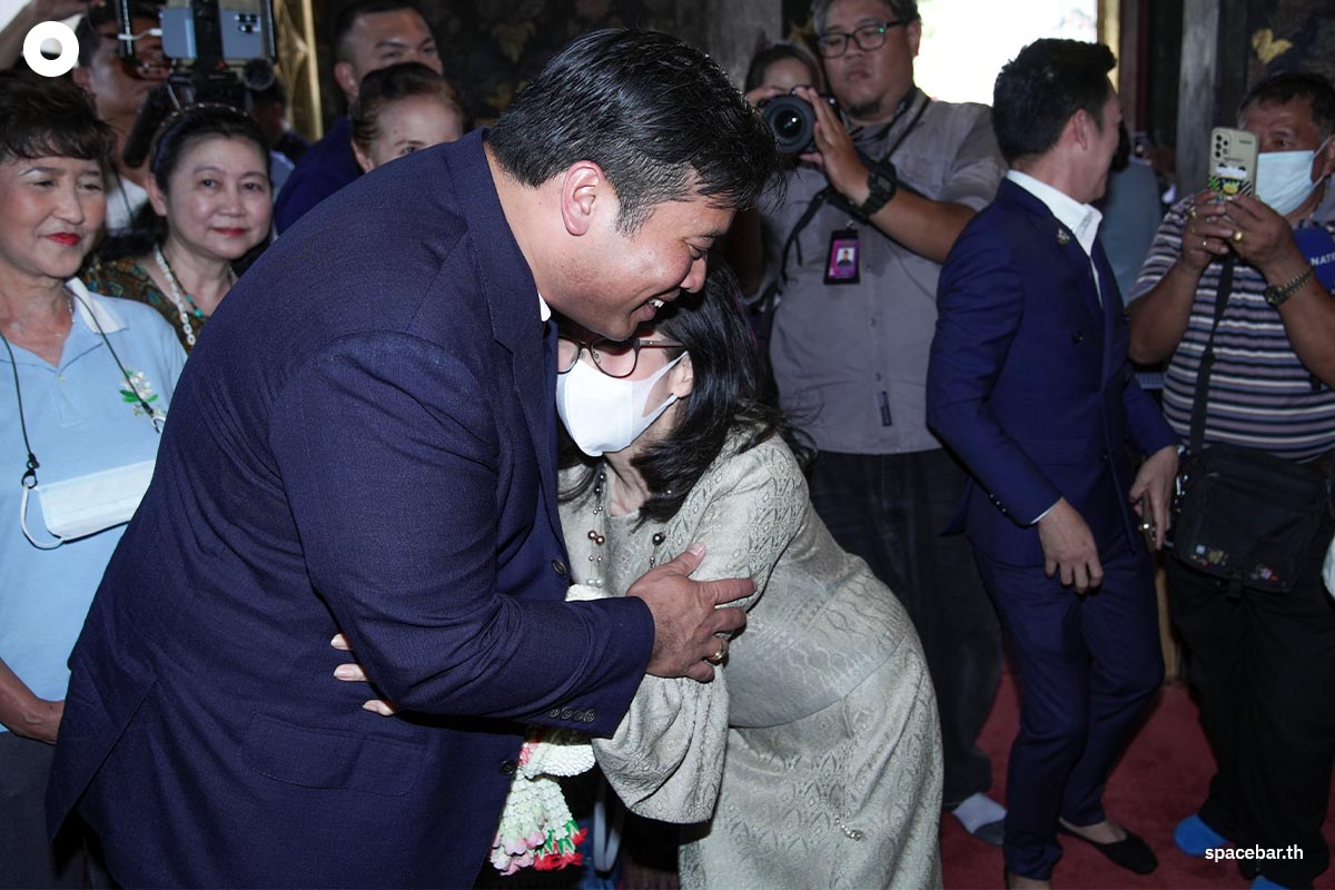 https://images.ctfassets.net/i3o8p9lzd06f/669ew1SDaRDNTmDmKxFkfl/a06dedbc0ac4b553f093da35fab1d074/Vacharaesorn-Vivacharawongse-Watbovorn-SPACEBAR-Photo03