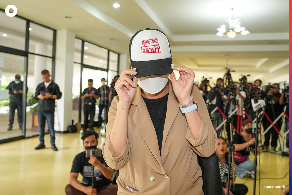 https://images.ctfassets.net/i3o8p9lzd06f/1MbCQjWpl9Vj9ldro6klLv/c04258869bc812f9d64fb1b7c3916cf7/am-cyanide-thailand-serial-killer-7-million-insurance-policy-SPACEBAR-Photo03