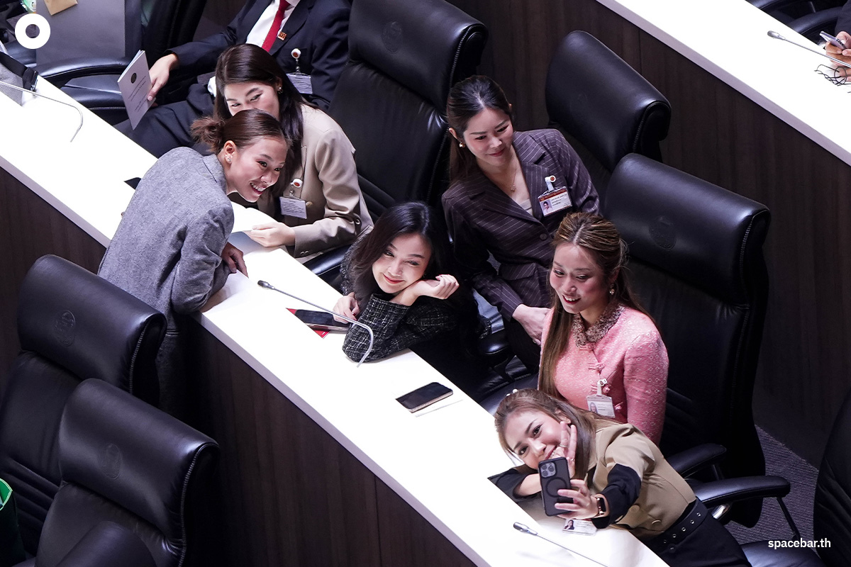 discussion-of-budget-expenditures-for-2024-first-day-srettha-SPACEBAR-Photo02.jpg