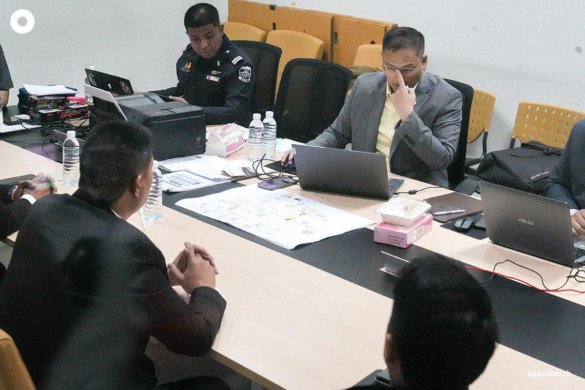 dsi-Illegally-imported-pork-chicken-feet-22-jan-2024-SPACEBAR-Photo03.jpg