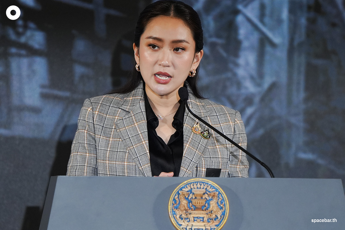 government-kicks-off-gives-out-the-first-lot-of-ten-thousand-baht-SPACEBAR-Photo05.jpg