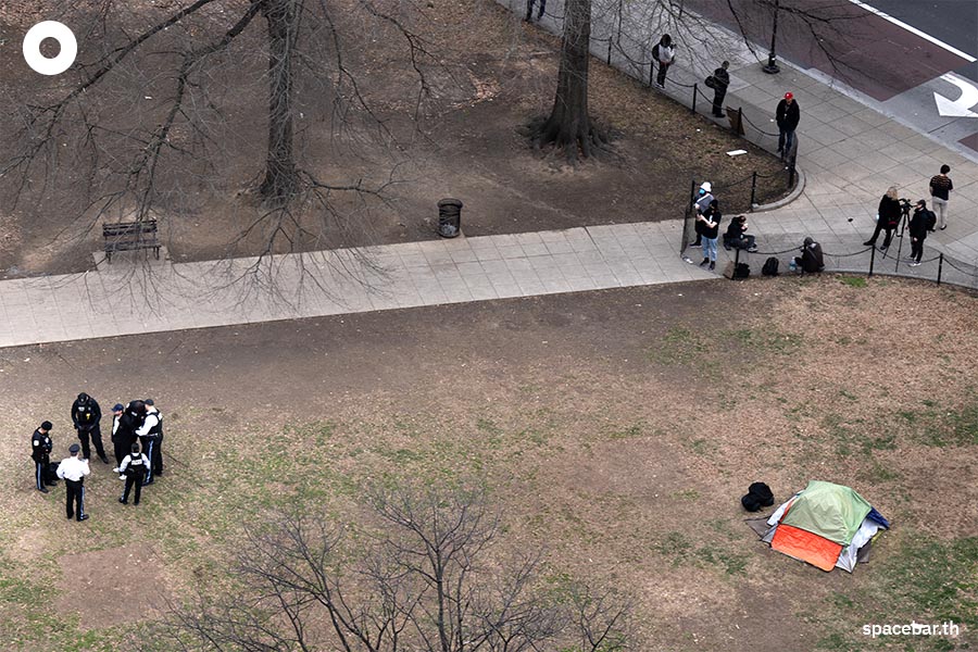 https://images.ctfassets.net/i3o8p9lzd06f/1MdznK1NBjGMbHgVmw1Zbg/b87698468584864df8a4fa8f8926ae01/us-housing-homeless-washington-national-park-SPACEBAR-Photo07